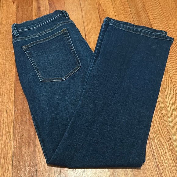 Deluth Trading Co Womens Dark Blue Jean's Size 10 x 29 Jeans - like new! - Picture 1 of 10